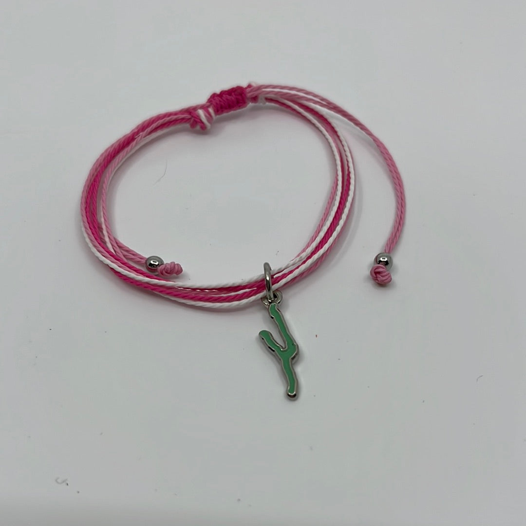 Keuka Vida String Bracelet