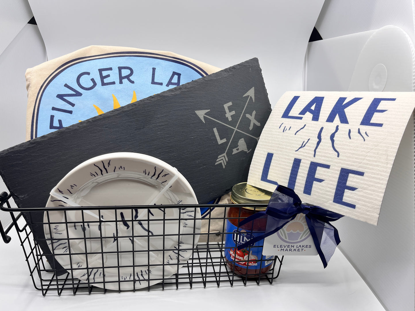 Deluxe Finger Lakes Entertaining Gift Set