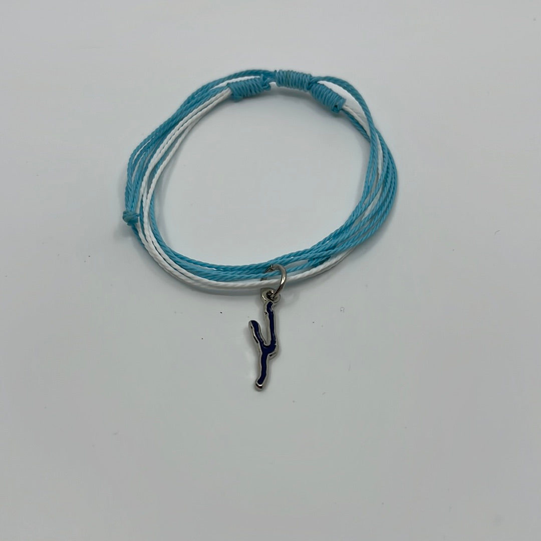 Keuka Vida String Bracelet